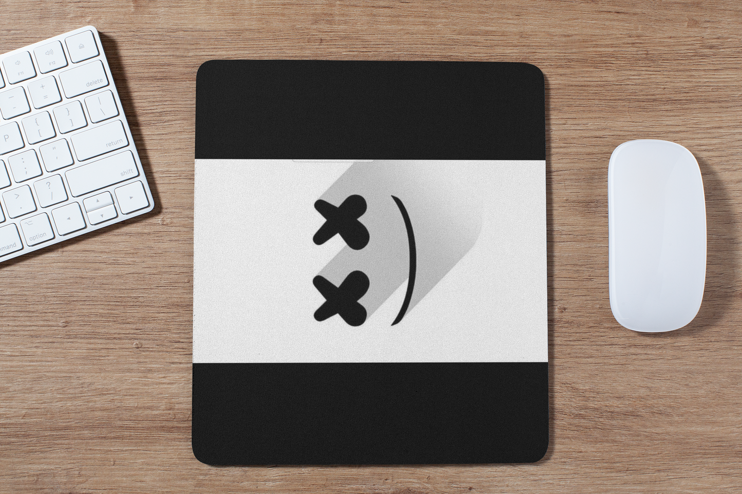 Marshmallow smile with border mouse pad