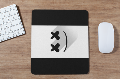 Marshmallow smile with border mouse pad